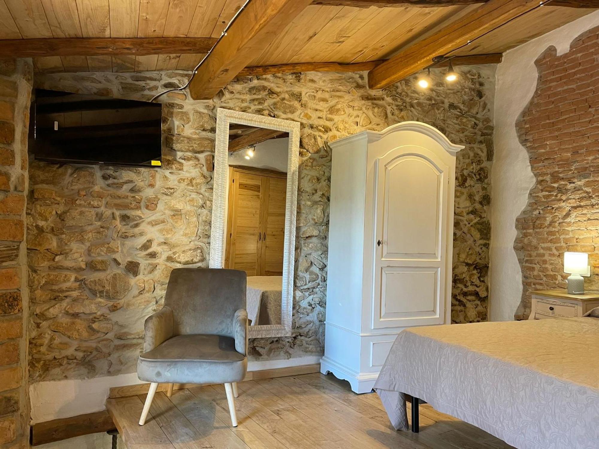 Antica Dimora Fora E' Muros Ammentos Appartement Posada (Sardinia)